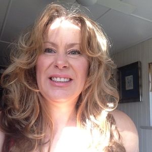 Meet your Posher, Sharon